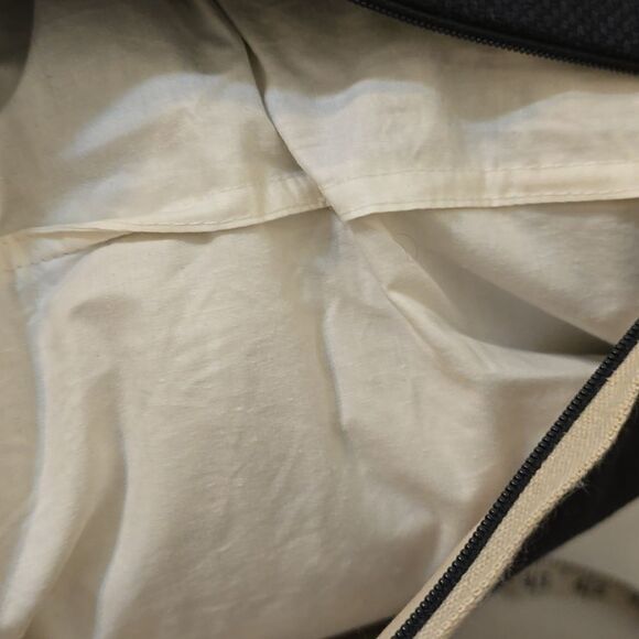 2 Villa linen/goose feathers decorative pillows - Picture 8 of 9